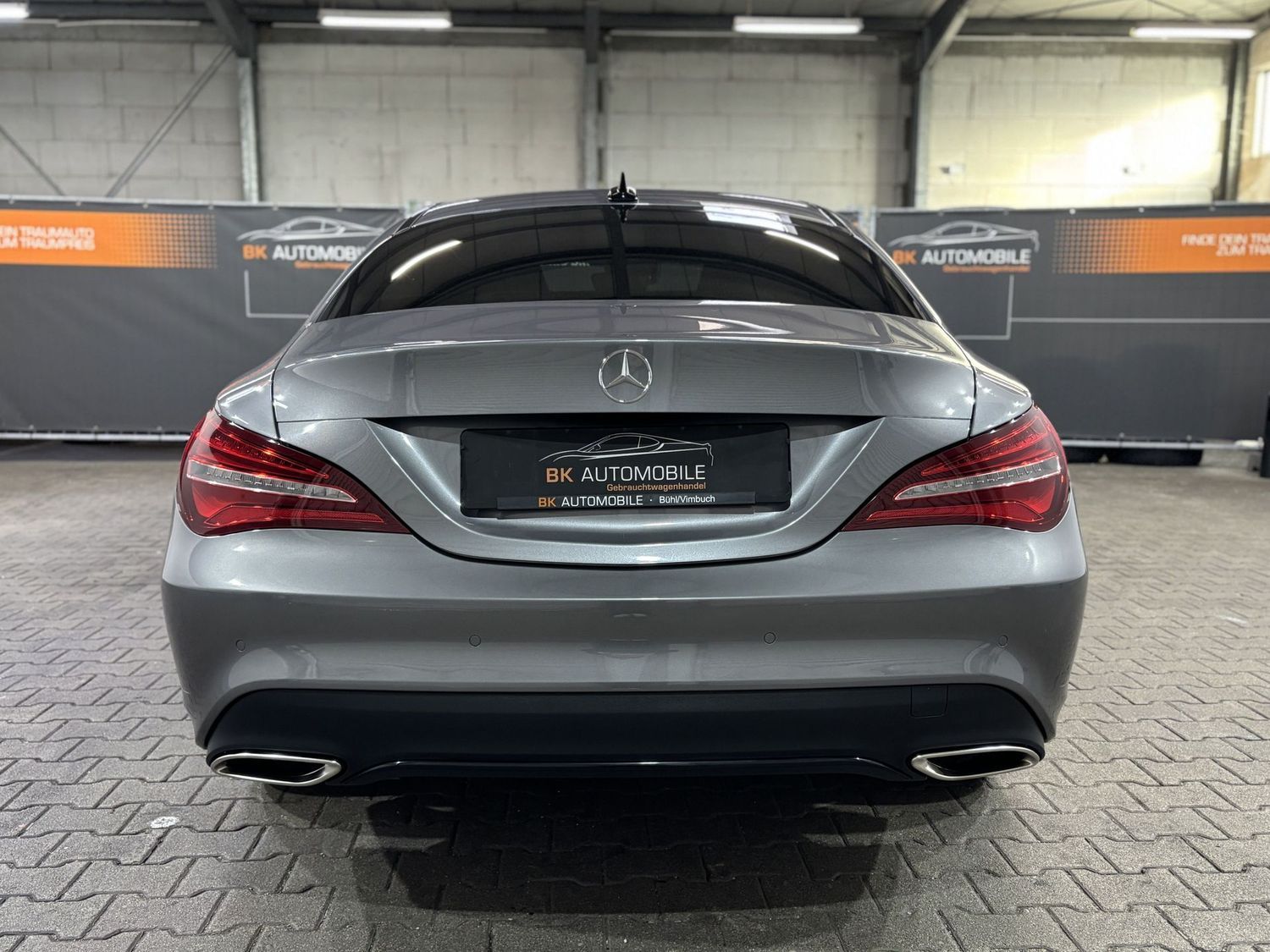 Fahrzeugabbildung Mercedes-Benz CLA 180 Urban Night Sport#LED#Kamera#Navi