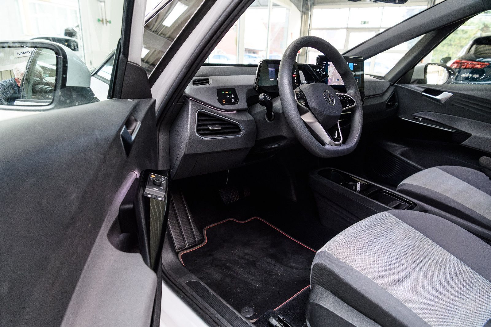 Fahrzeugabbildung Volkswagen ID.3 Pure Performance LED+NAVI+PDC+APP+GJ-REIFEN