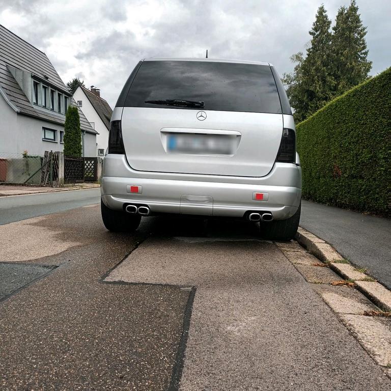 Mercedes-Benz ML 320