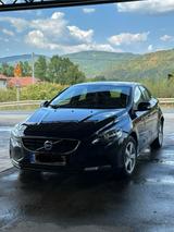 Volvo Ich verkaufe unsere Volvo V40 - Volvo V40 in Frankfurt (Main)