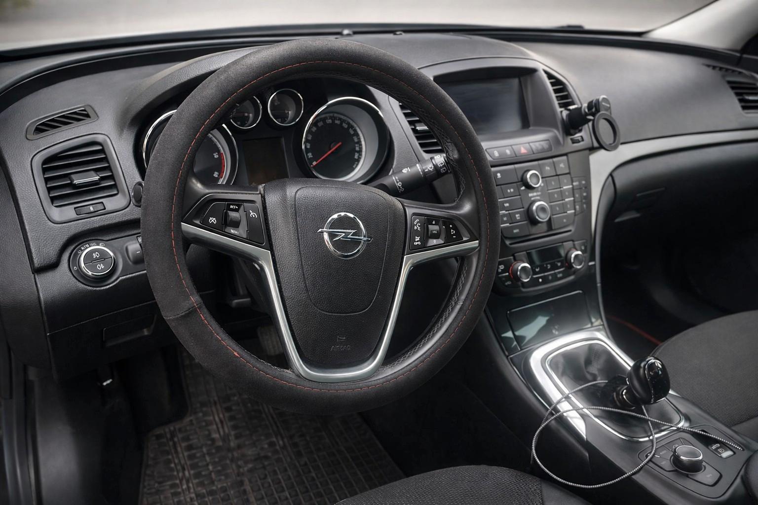 Opel Insignia Sports Tourer 2.0 CDTI Edition 118k...