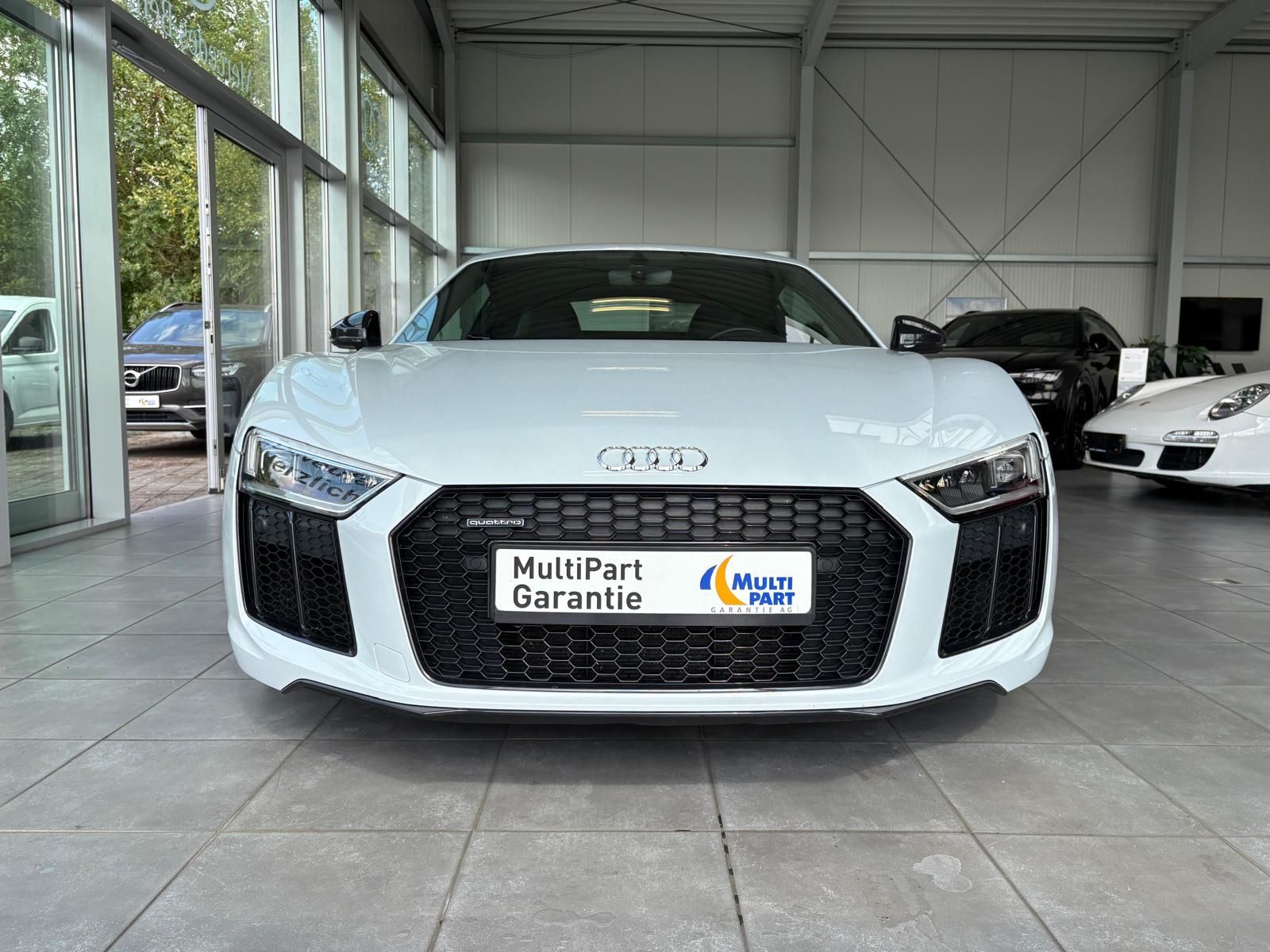 Fahrzeugabbildung Audi R8 Coupe 5.2 FSI quattro/erst 19800 km