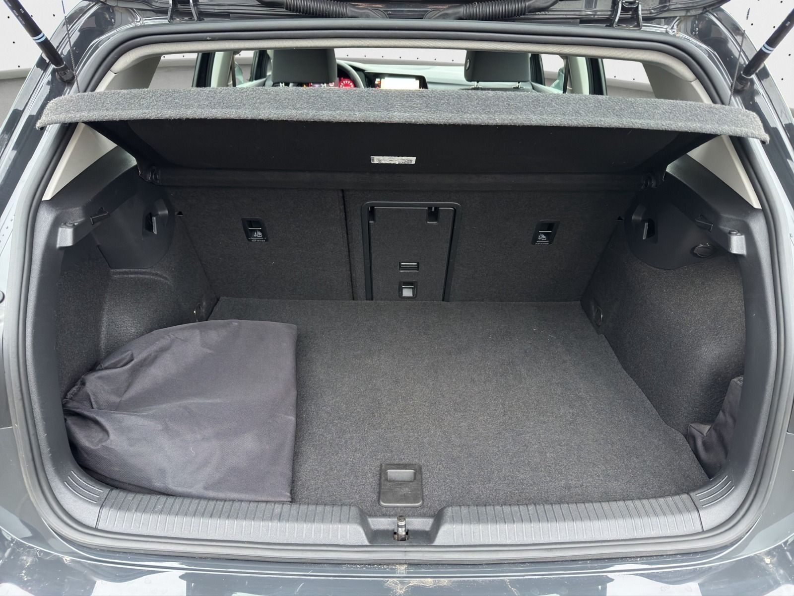 Volkswagen Golf - Bild 11