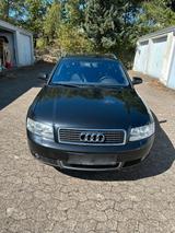 Audi A4 B6 S-line 2.4 V6 - Audi A4 aus 2002: Line