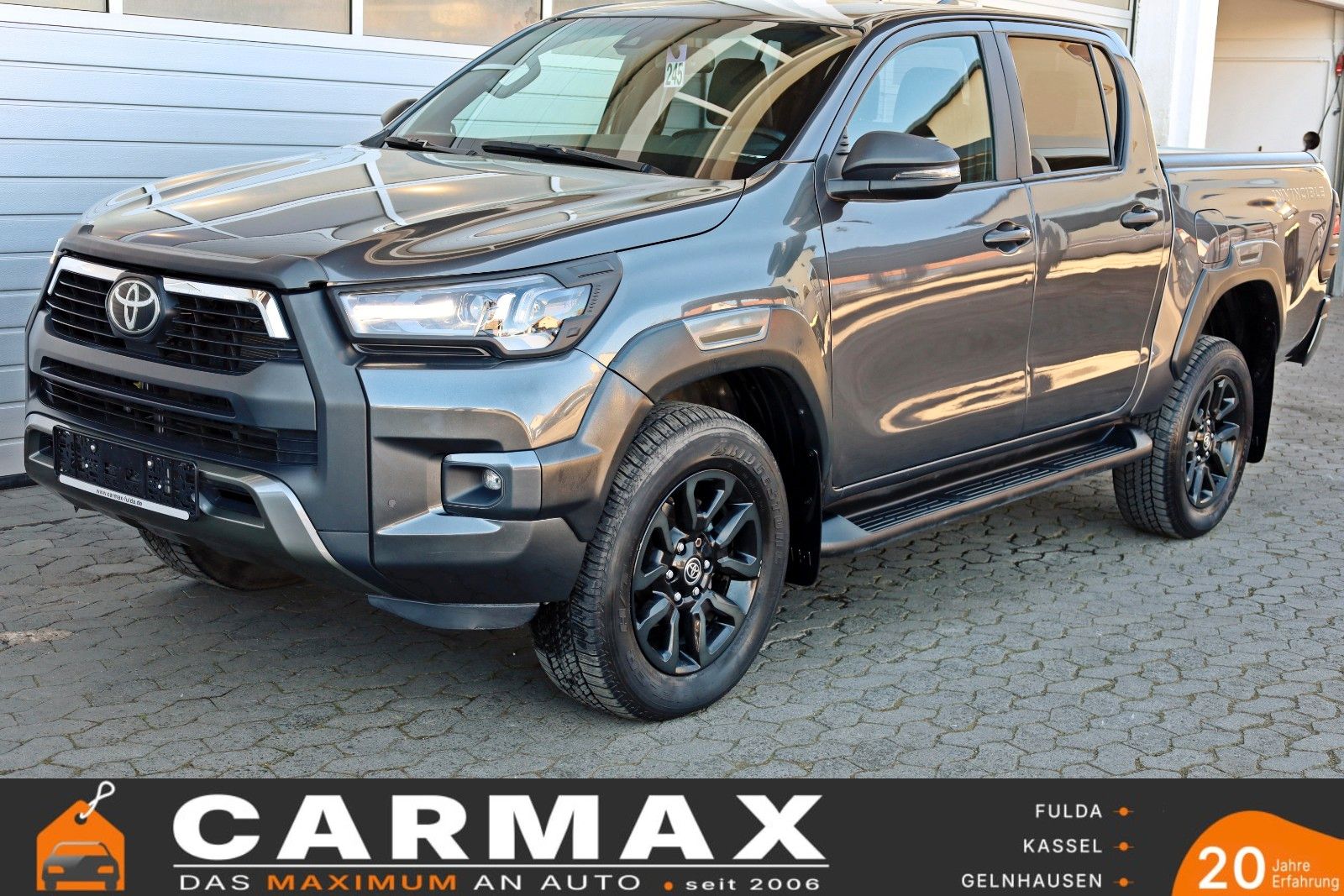 Fahrzeugabbildung Toyota Hilux 2.8 D-4D Invincible,4x4 ,CarPlay,Rollo,AHK