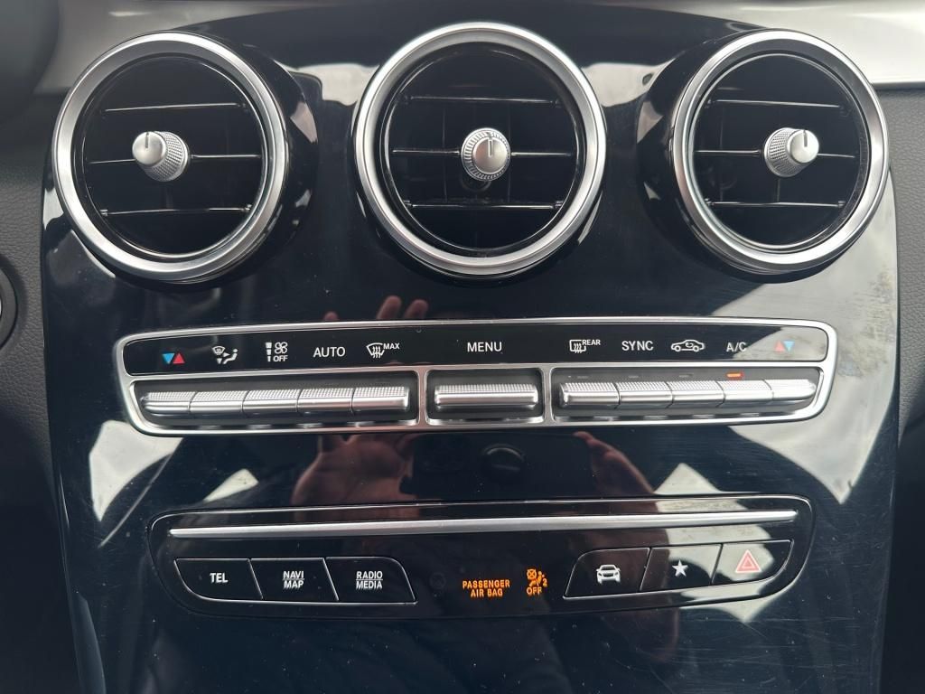 Fahrzeugabbildung Mercedes-Benz GLC 300 4M Navi LED SHZ KAM KeyLess RDK LM
