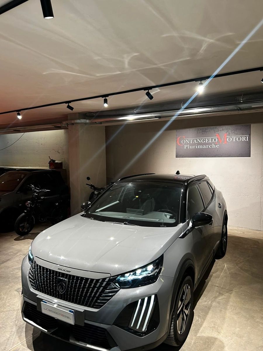 Peugeot 2008 PureTech 100 S&S Active imagem 3