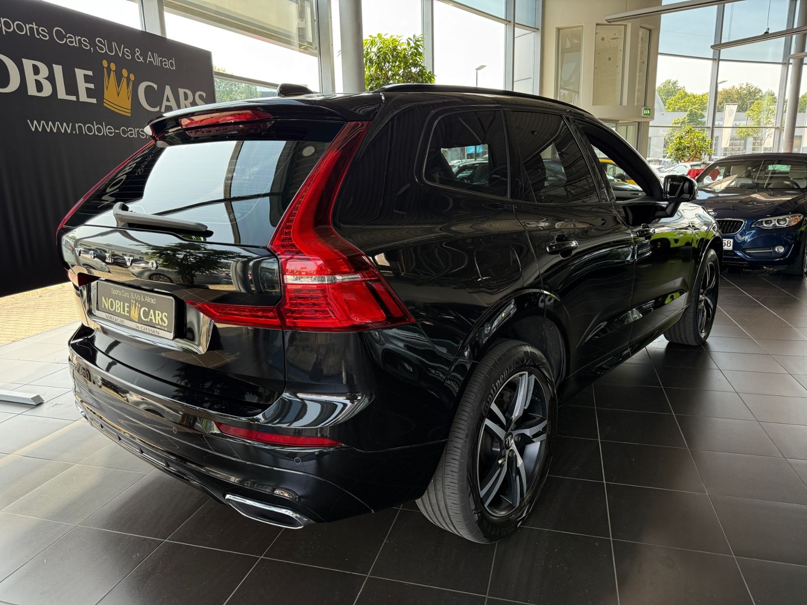 Fahrzeugabbildung Volvo XC60 R Design AWD ACC H&K 360° LED