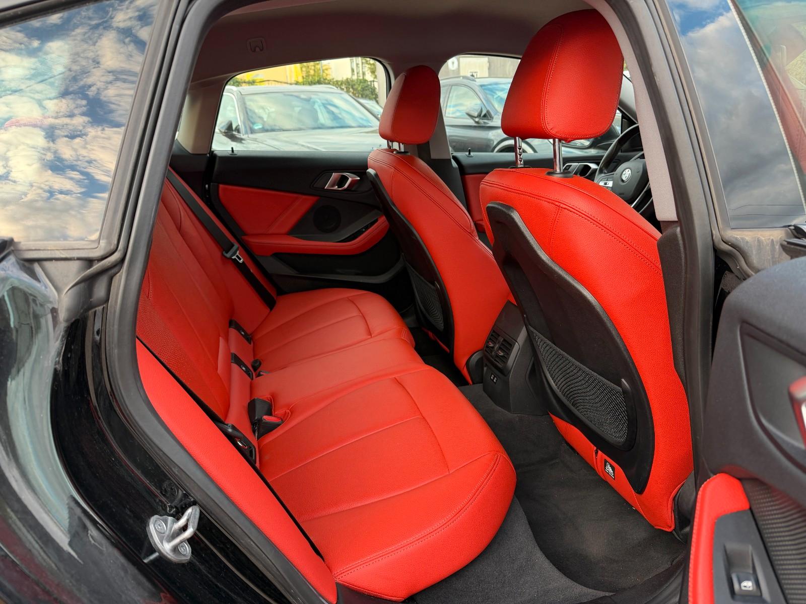 BMW 216 Gran Coupe Advantage+LEDR+LED+AHK+L/SHZ+Live
