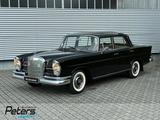 Mercedes-Benz 111 "große Heckflosse" 220 SB / AHK - Mercedes-Benz Heckflosse