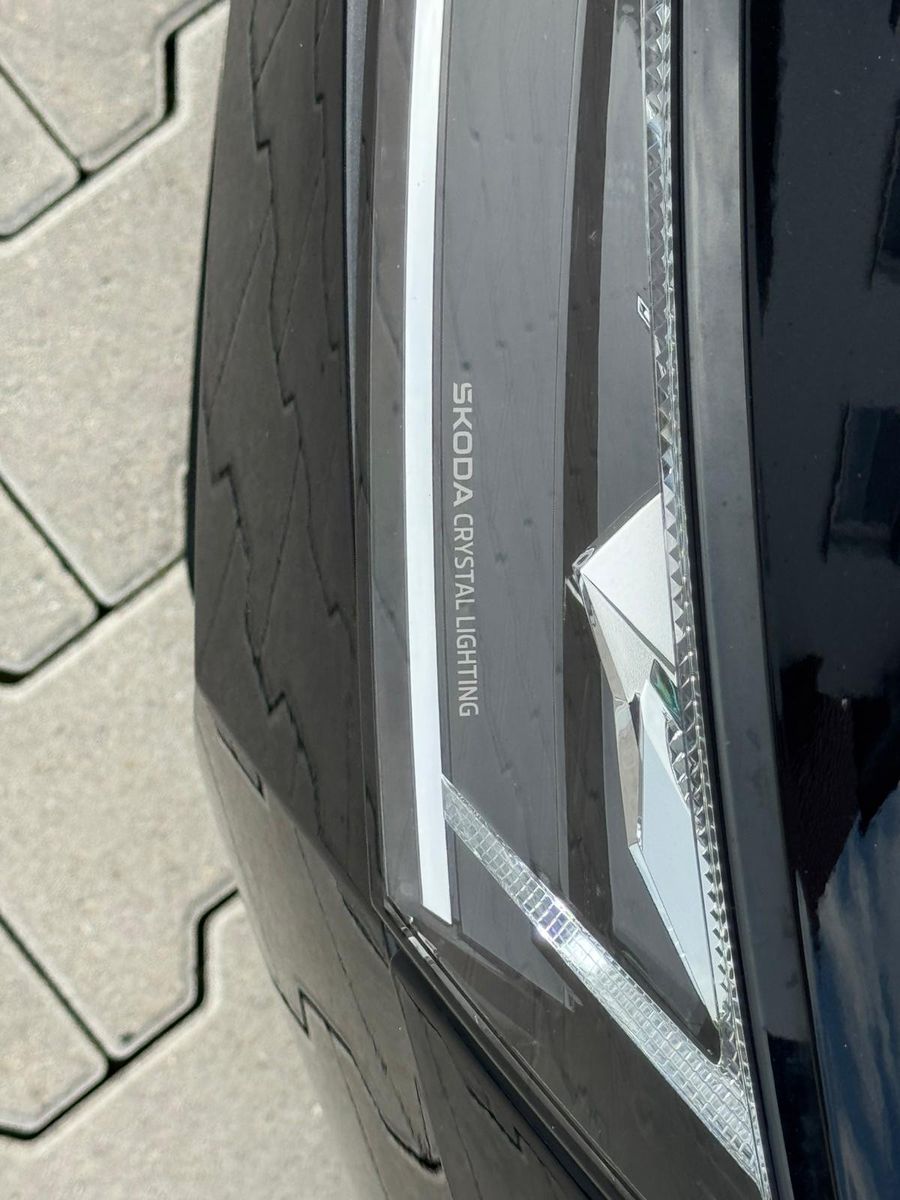 Fahrzeugabbildung SKODA Octavia 2.0 DSG Sportline MATRIX*PANO*CANT.*5J.G