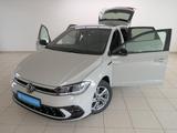 Volkswagen Polo 1.0 TSI DSG R-line Sportpaket Bluetooth LED - Volkswagen Polo: Blue