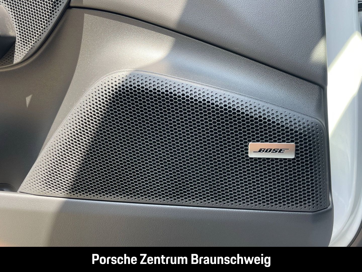 Porsche Macan - Bild 28