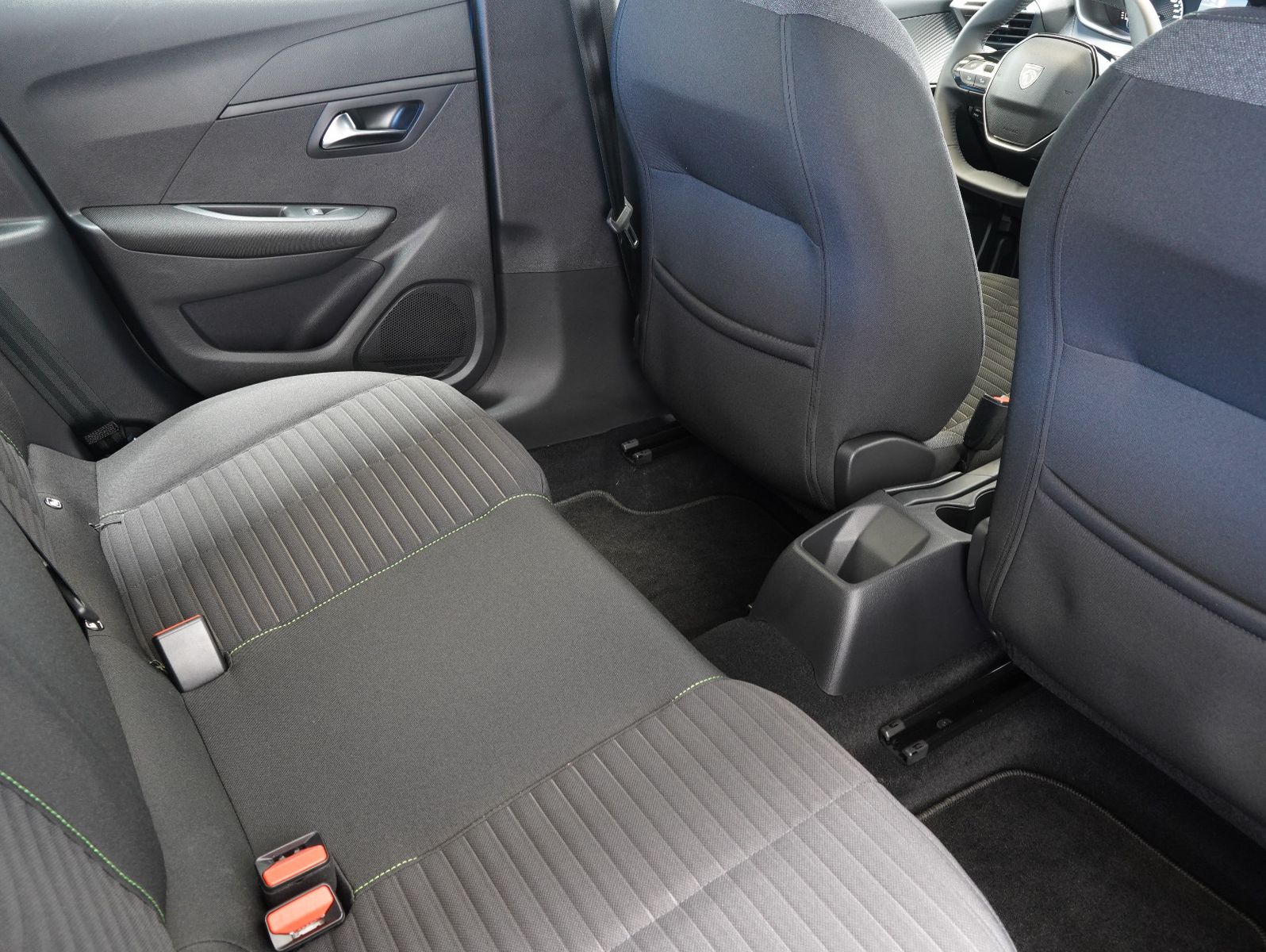 Fahrzeugabbildung Peugeot 208 1.2 PureTech 75 Active
