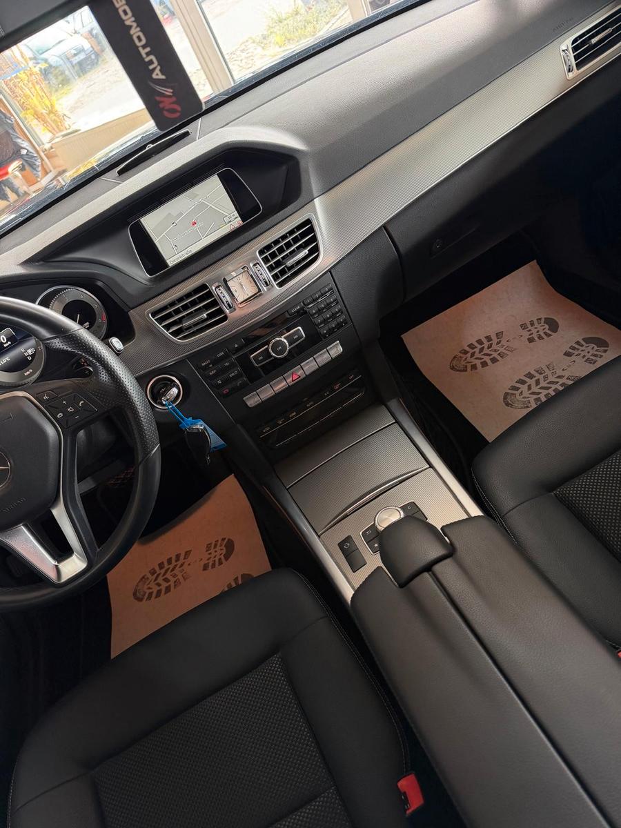 Mercedes-Benz E 200 CDI BlueEff 7G Avantg*SHZ*Temp*PDC*Nav*LED