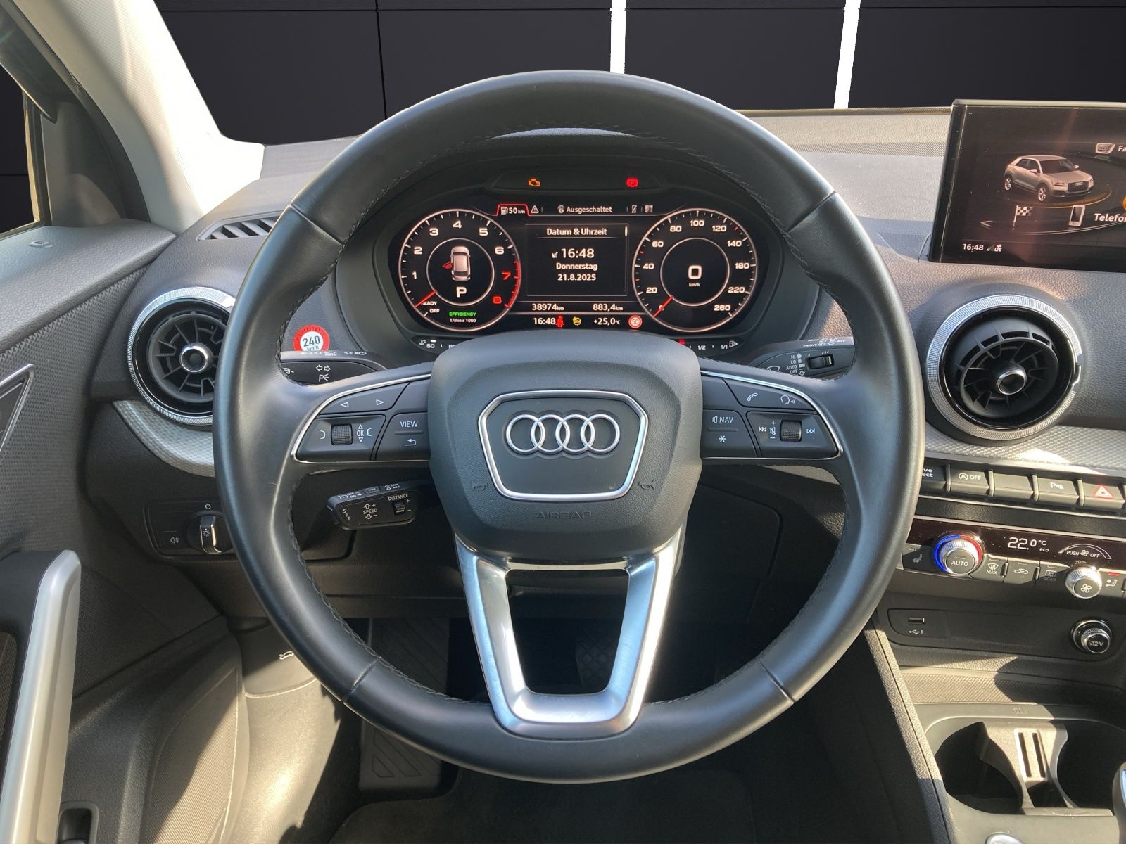 Fahrzeugabbildung Audi Q2 35 TFSI S line LED AVC Navi ACC RFK SH