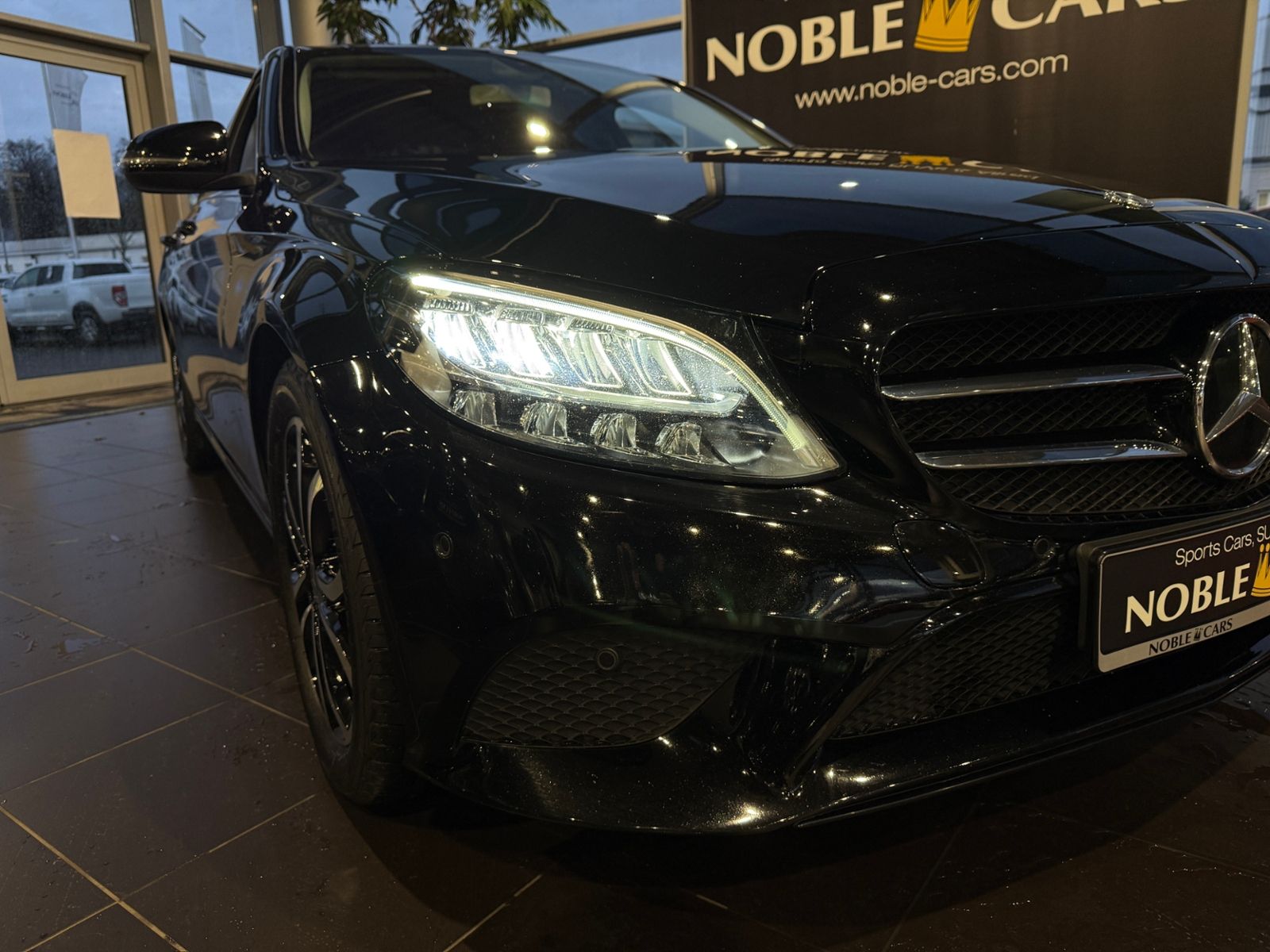 Fahrzeugabbildung Mercedes-Benz C 220d Avantgarde LED NAVI ALU