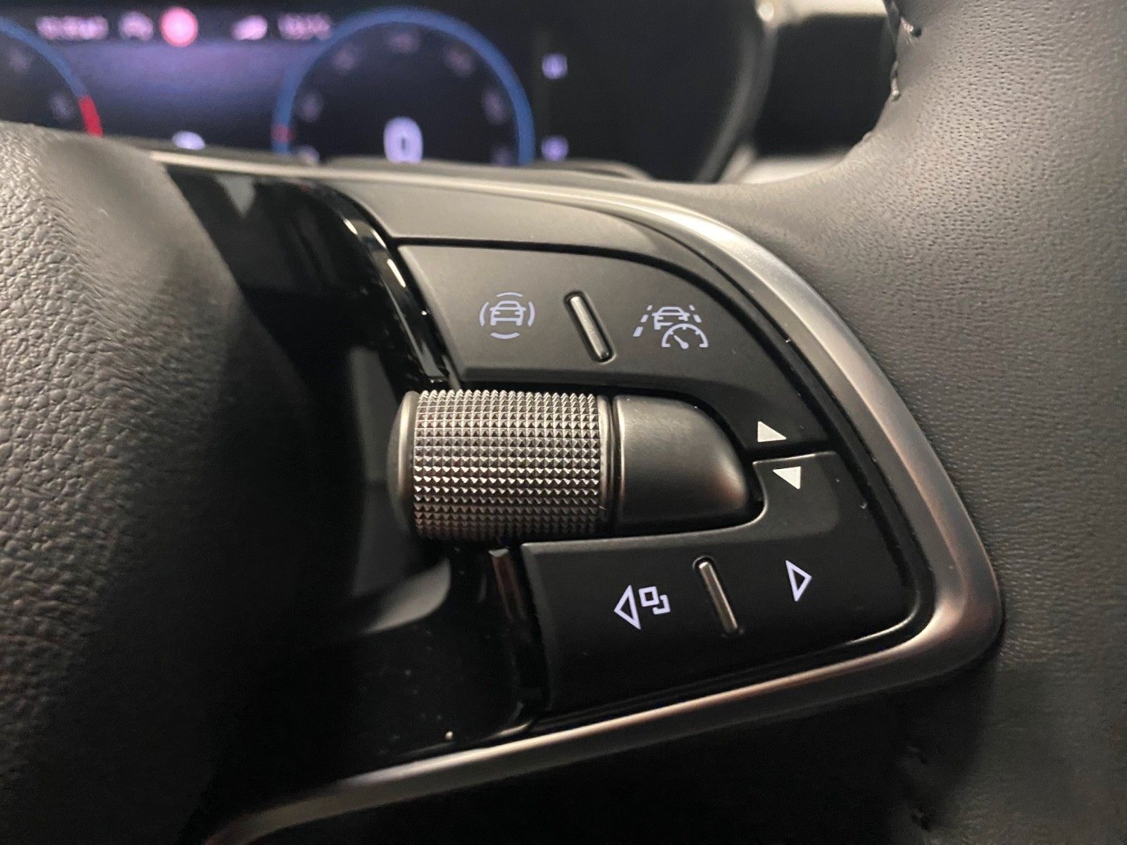 Fahrzeugabbildung SKODA Fabia 1.0 TSI  DSG 130 Top Selection+ACC+Kamera+