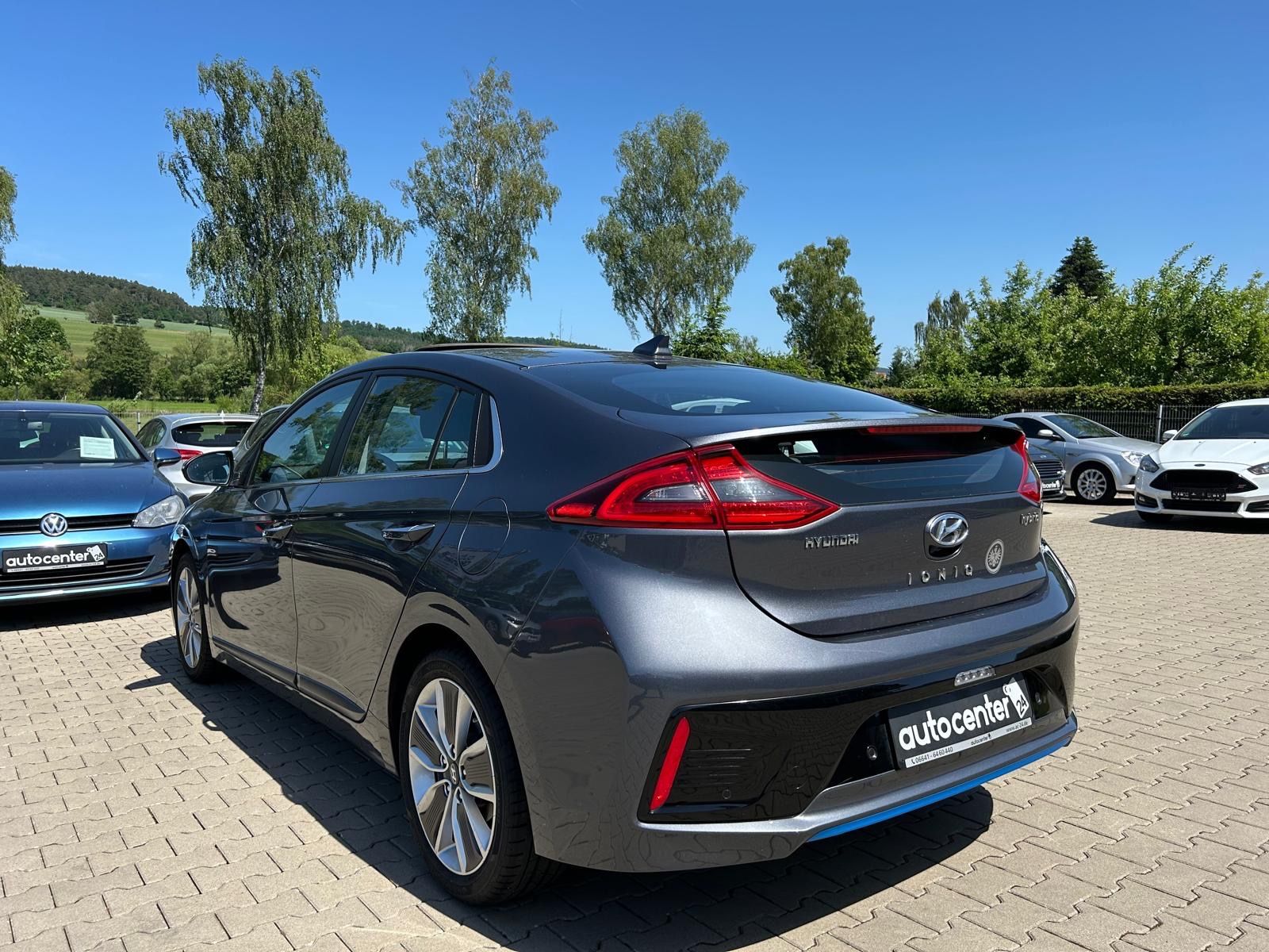 Fahrzeugabbildung Hyundai IONIQ Hybrid Premium°Leder°Kamera°Schiebedach°