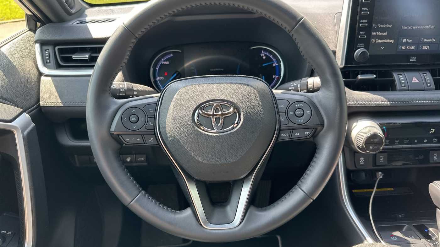 Fahrzeugabbildung Toyota RAV4 RAV 4 2.5 4x2 Hybrid Black Edition