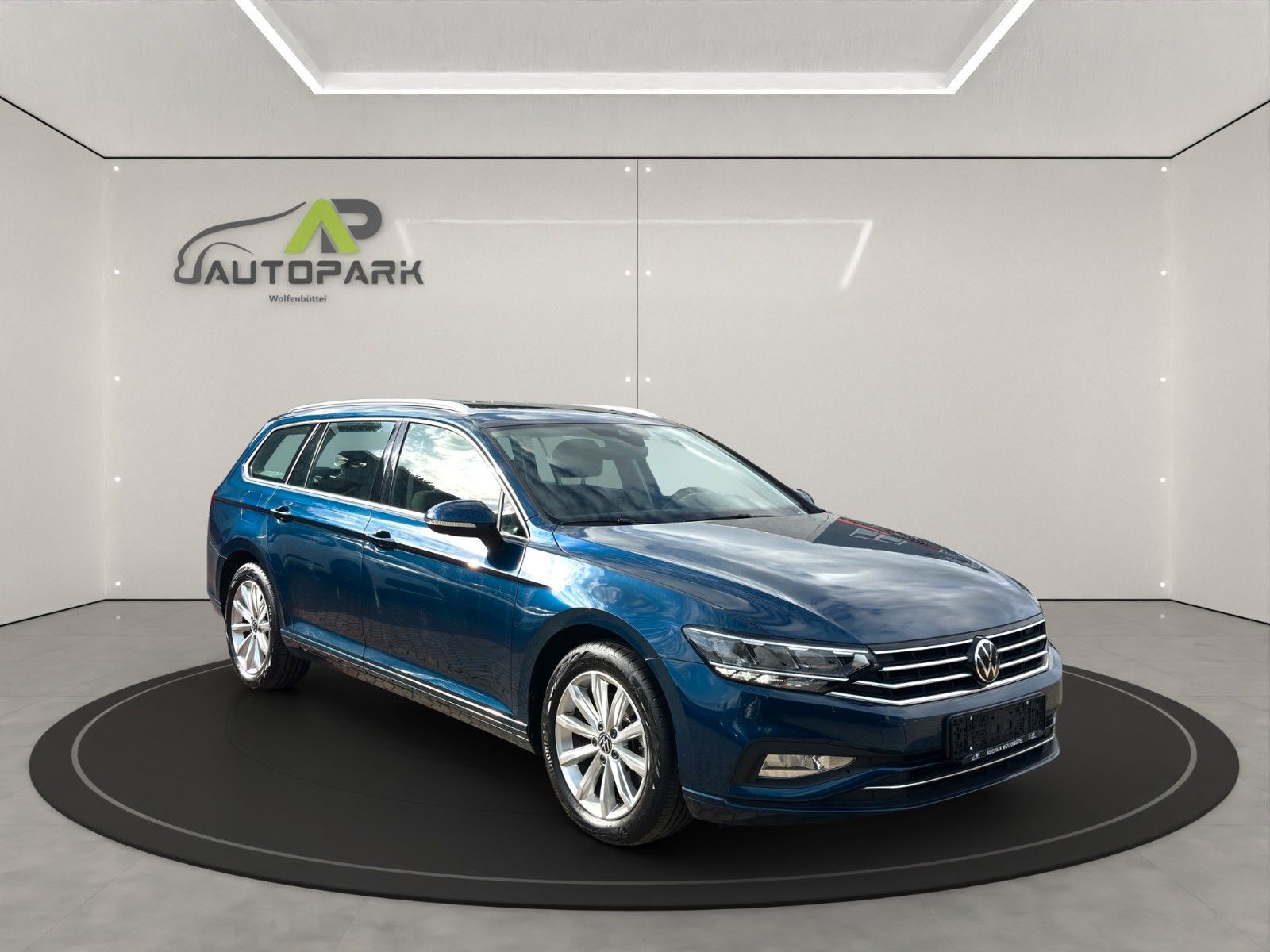 Volkswagen Passat Business 2.0TDI*DSG*LED*NAVI*PDC*ACC*