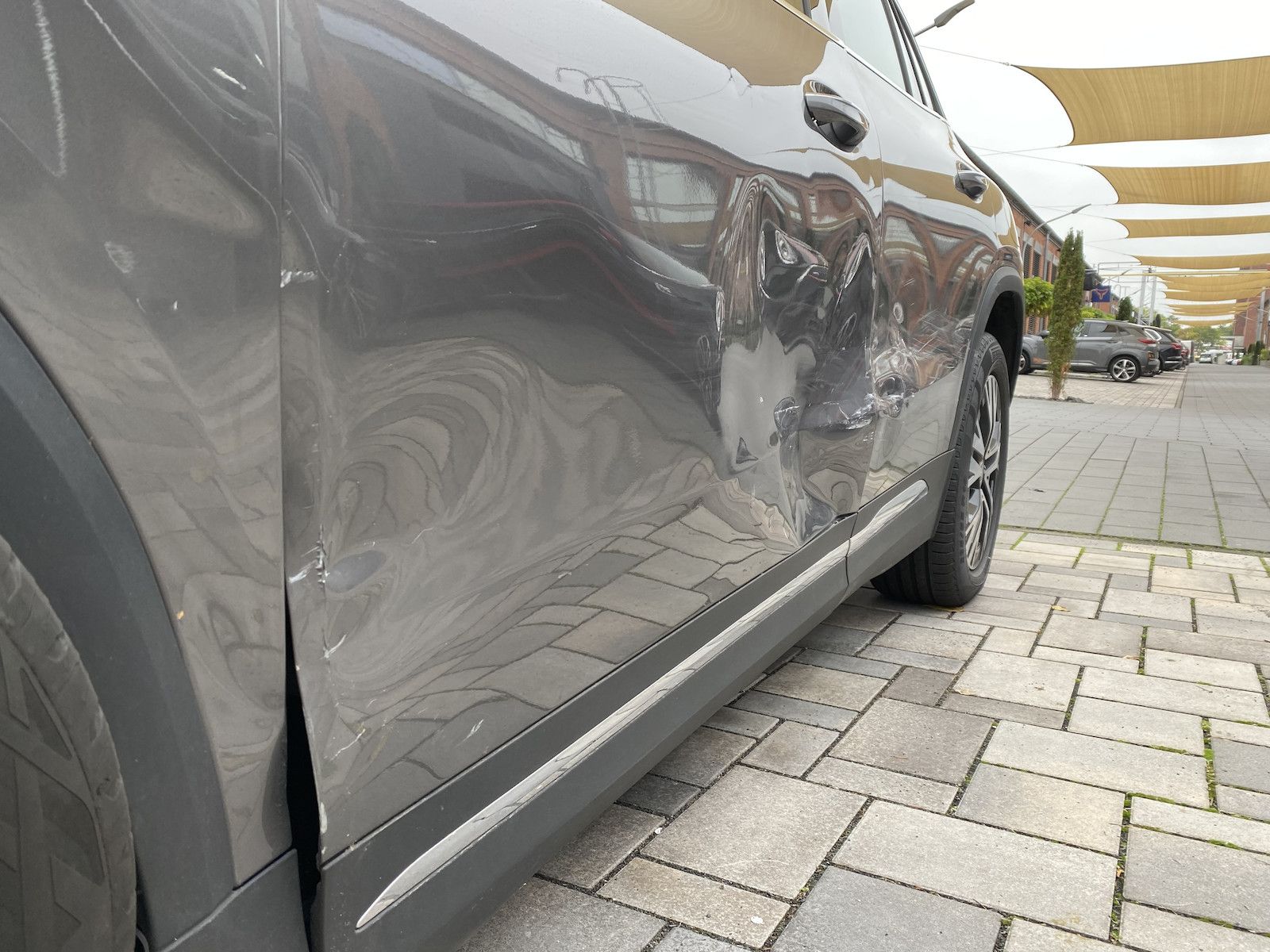 Fahrzeugabbildung Mercedes-Benz GLA 250 4M Progressive Advanced+/