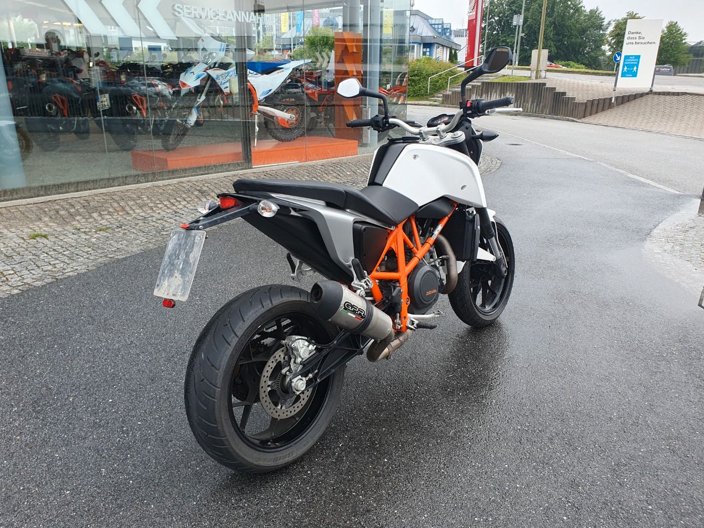 Fahrzeugabbildung KTM 690 Duke