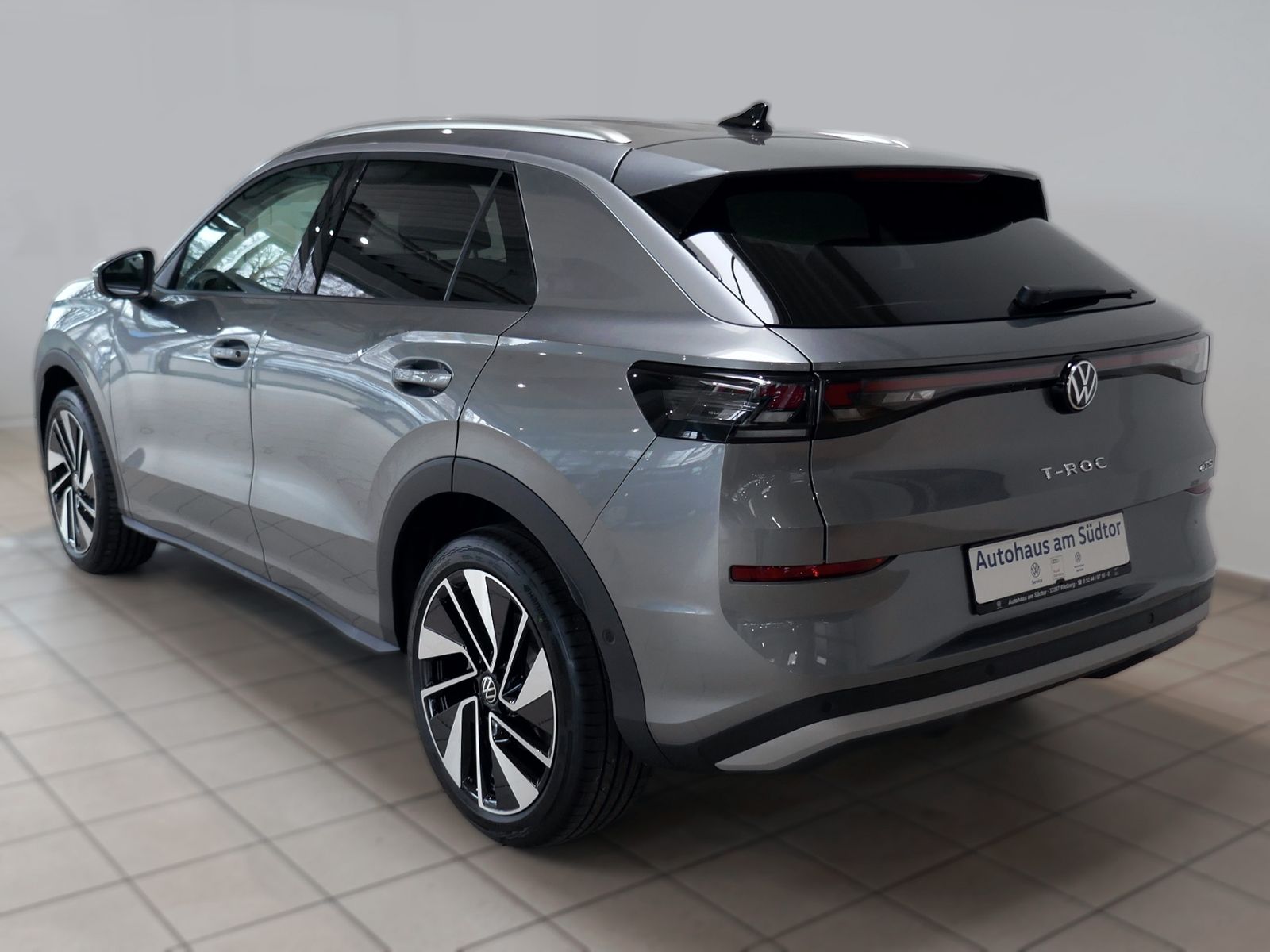 Fahrzeugabbildung Volkswagen T-Roc Style 1.5 eTSI DSG | LED AHK RFK ACC Navi