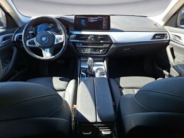 BMW 530 - 11