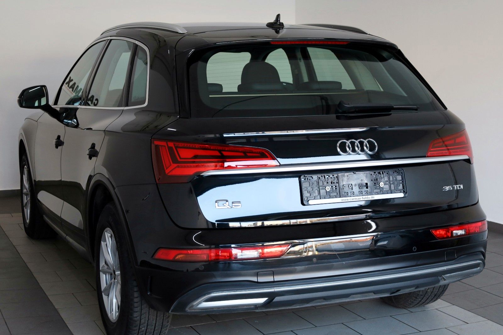 Fahrzeugabbildung Audi Q5 35 TDI, Leder, Navi, LED, SH