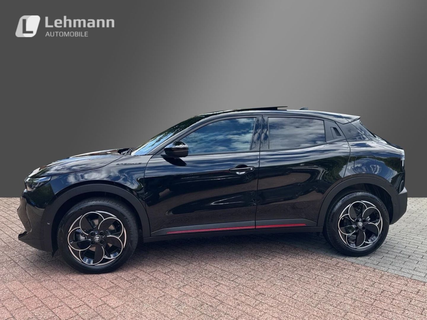 Fahrzeugabbildung Alfa Romeo Junior Ibrida SPECIALE -Summer-Sale-SABELT-Panor