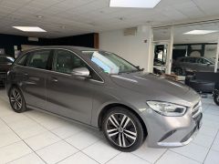 MERCEDES-BENZ B 180 MBUX Navi Kamera DAB LED SHZ PDC TOP!