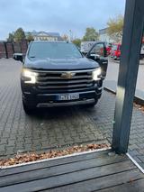 Chevrolet Silverado High Country 6,2 V 8 - Chevrolet Gebrauchtwagen von 2024