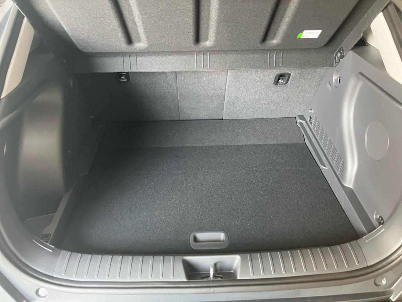 Fahrzeugabbildung Hyundai Kona Prime Elektro 2WD 2xKlima 360 ACC AUT HUD