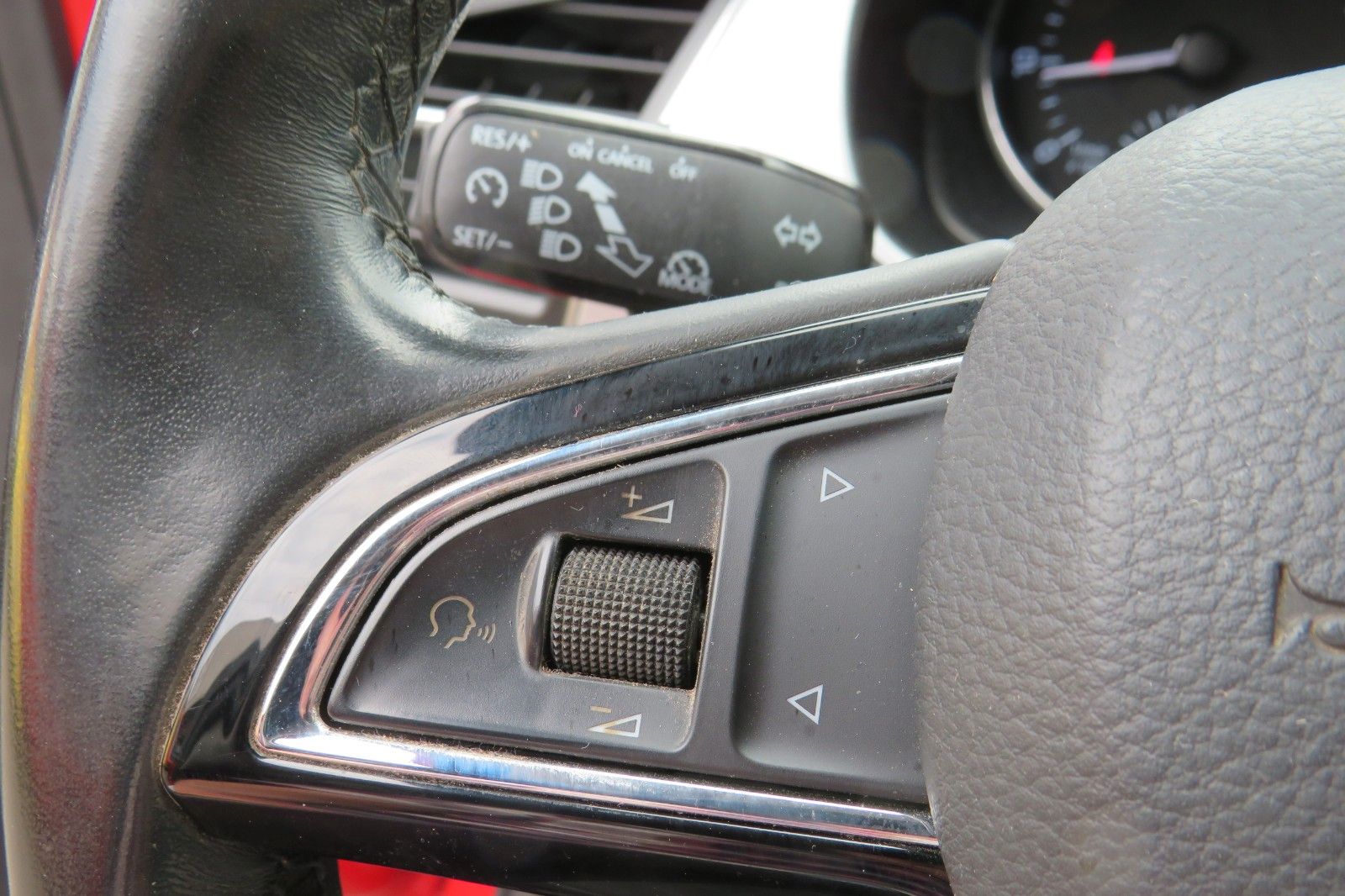 Fahrzeugabbildung SKODA Fabia Drive PDC GRA SITZH. CLIMATRONIC 16ZOLL