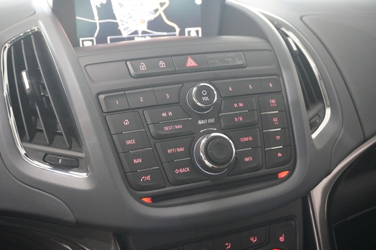 Fahrzeugabbildung Opel Zafira C Tourer 1.6T INNOV. 7-SITZ NAVI/SHZ/AHK
