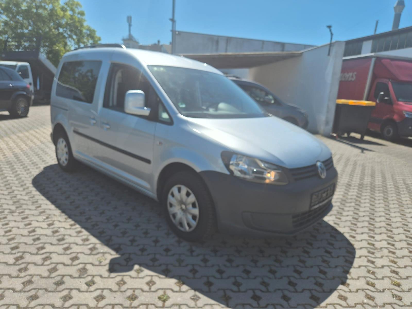 Volkswagen Caddy Roncalli Trendline 7 Sitzer " Benziner "