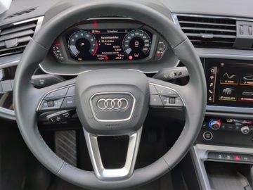 Audi Q3 - 8