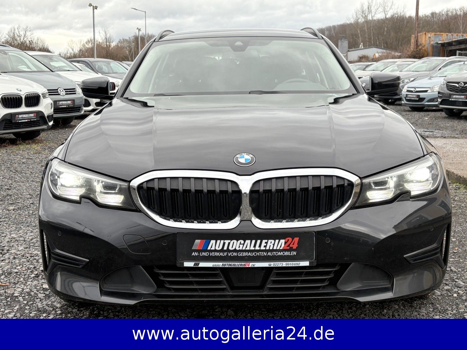 Fahrzeugabbildung BMW 318d Tour. Aut. Navi Alarm Aktiv Tempomat SPORTL