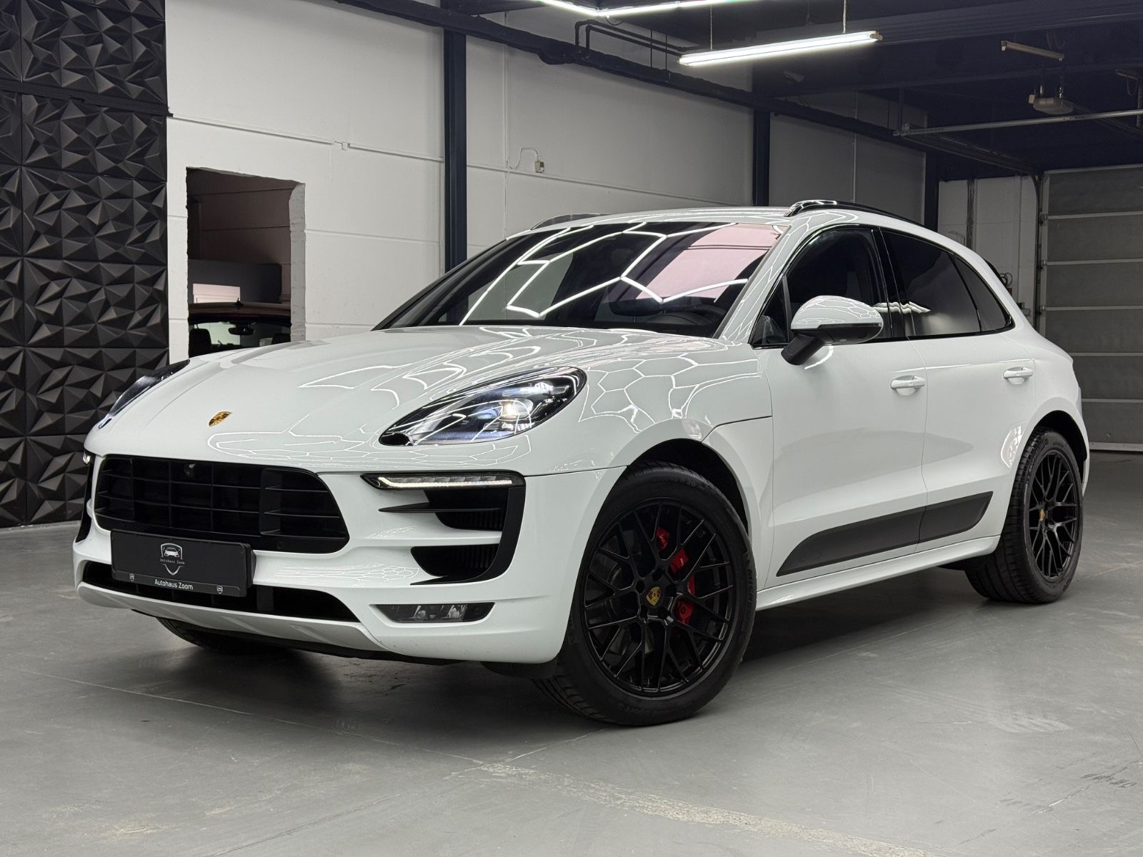 PORSCHE Macan GTS 1.HAND*360°KAMERA*PORSCHE SCHECK NEU