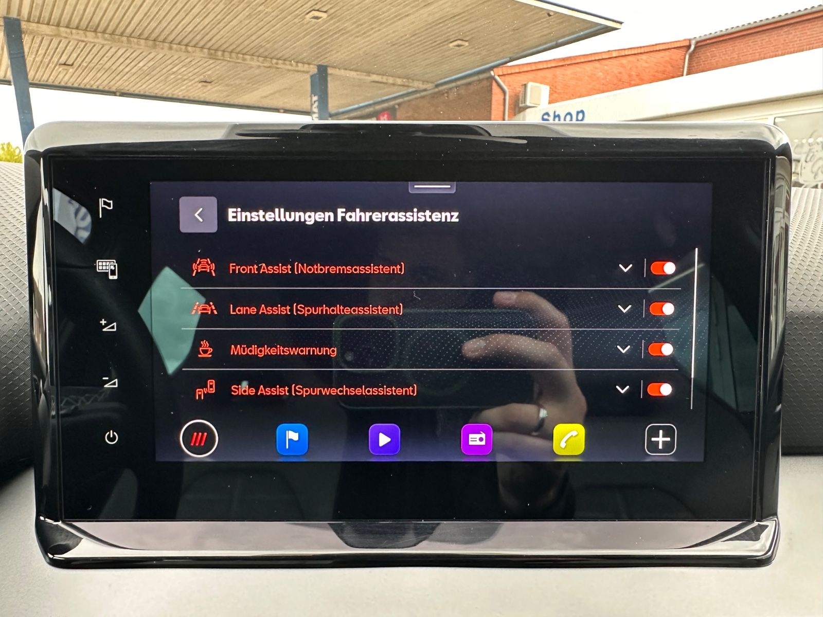 Fahrzeugabbildung SEAT Arona 1.5 TSI FR Black Edition DSG ACC/LED/Kamer