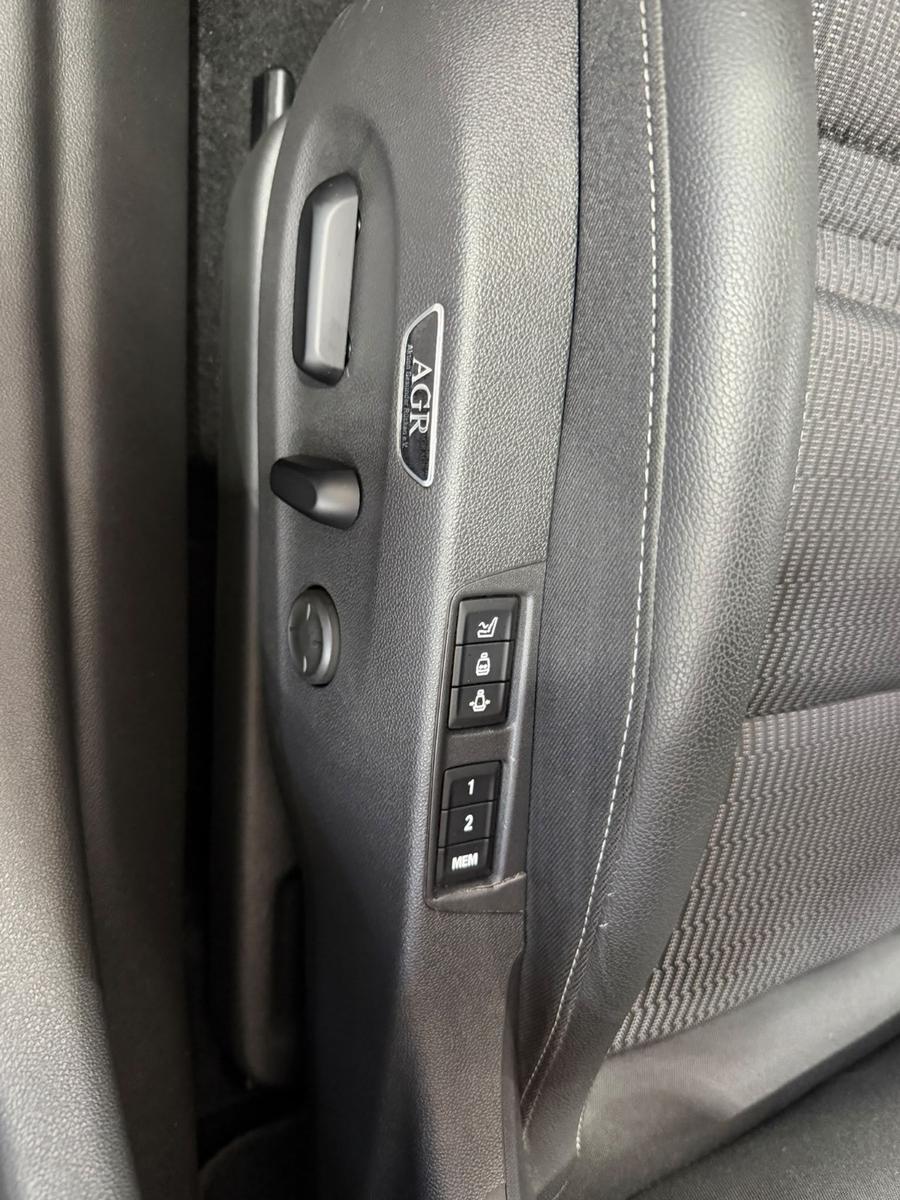 Opel Insignia 2,0 CDTI *Elegance*Keyl*HUD*Navi*Autom.