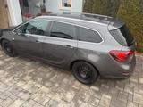 Opel Astra Sports Tourer 2.0 CDTI Design Edition - Opel Astra aus 2011: Design Edition