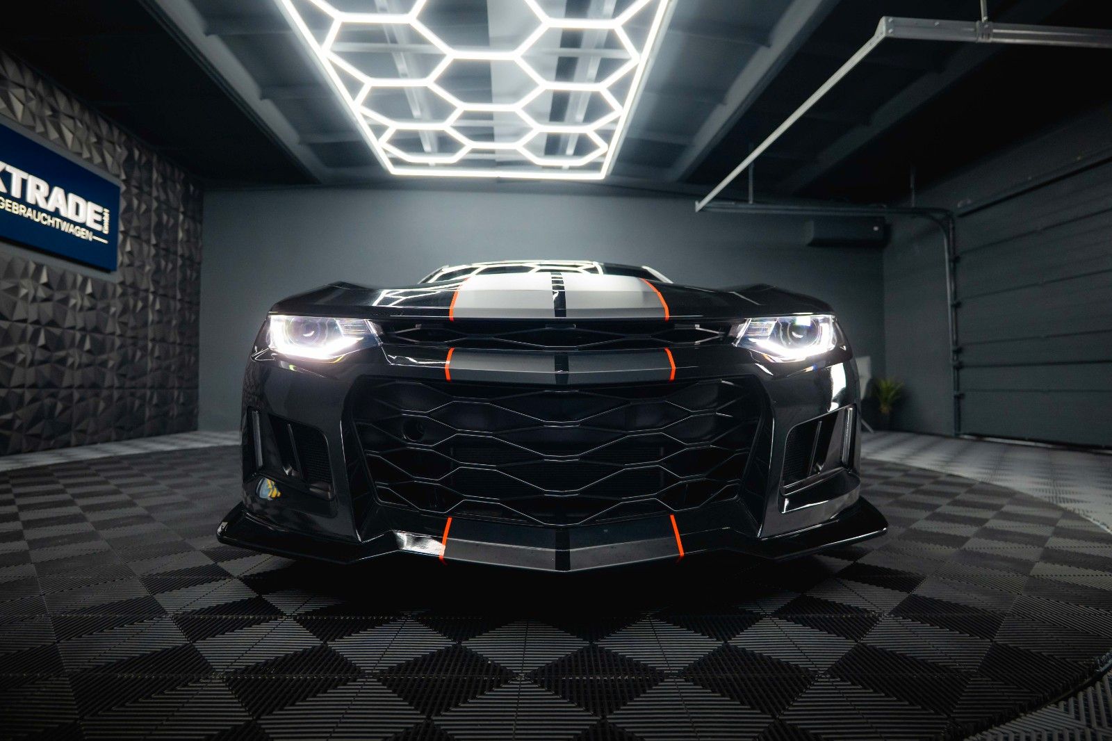 Fahrzeugabbildung Chevrolet Camaro 6.2 SS Coupe LT1 Performance *CarPlay*LED