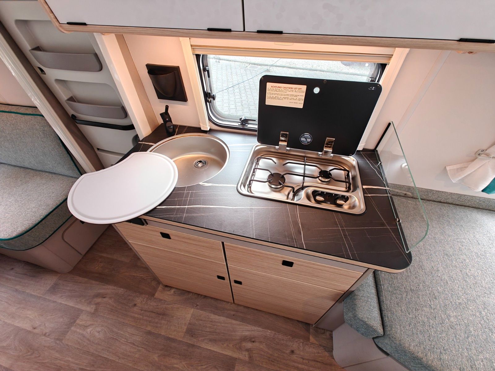Fahrzeugabbildung HYMER / ERIBA / HYMERCAR Touring 642 Urban - JETZT 5.012€ SPAREN !