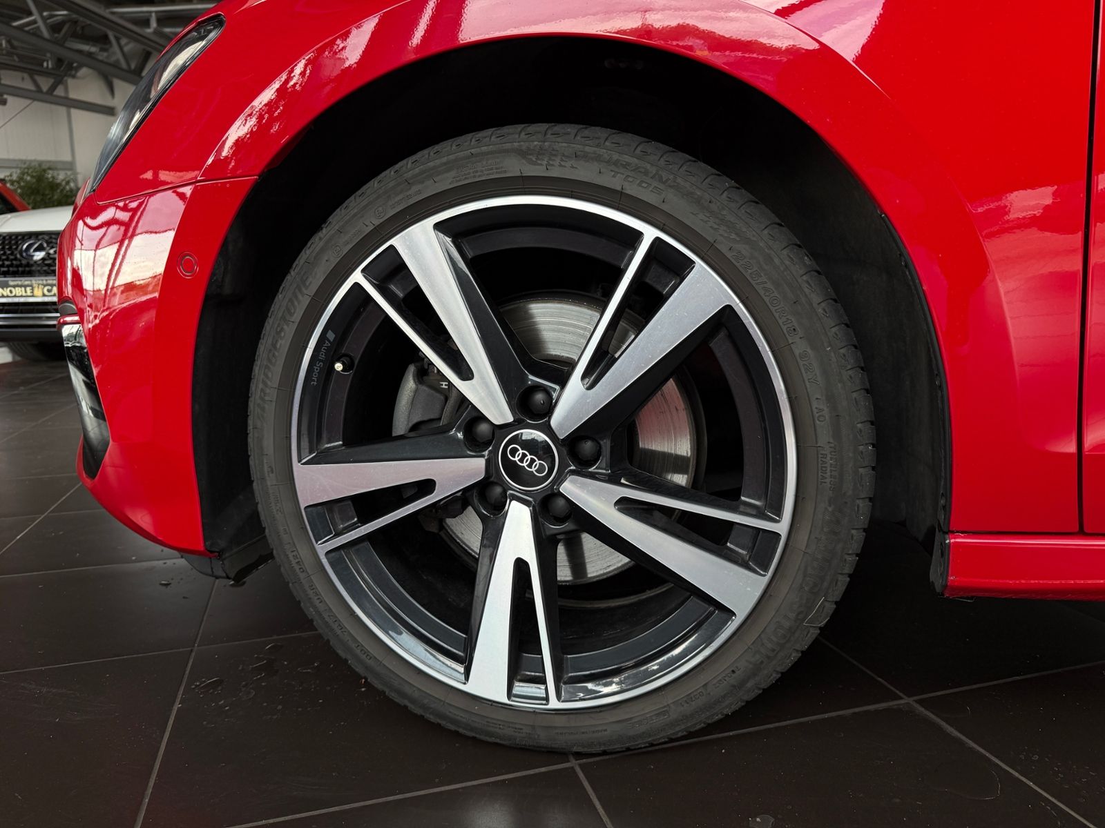 Fahrzeugabbildung Audi A3 Sportback  35 TFSI S line AHK LED NAVI
