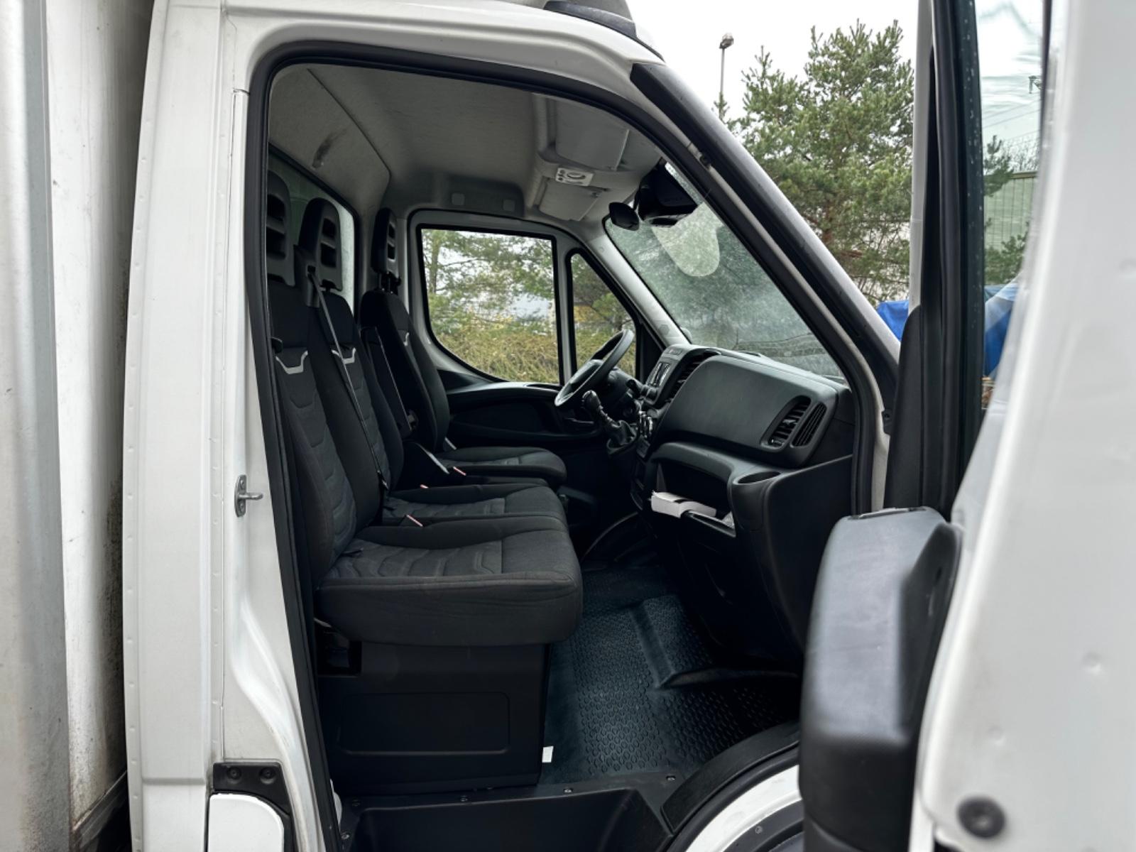 Iveco Daily 35S14 2.3D*Koffer*el.hydr.Ladebordwand*