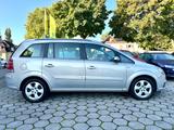 Opel Zafira B 1,8 Sport *7-Sitze+Navi* - Opel Zafira: Sp