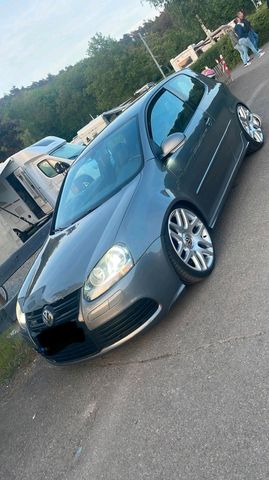 Volkswagen Schöner Golf 5 R32 zum Verkaufen oder zum ...