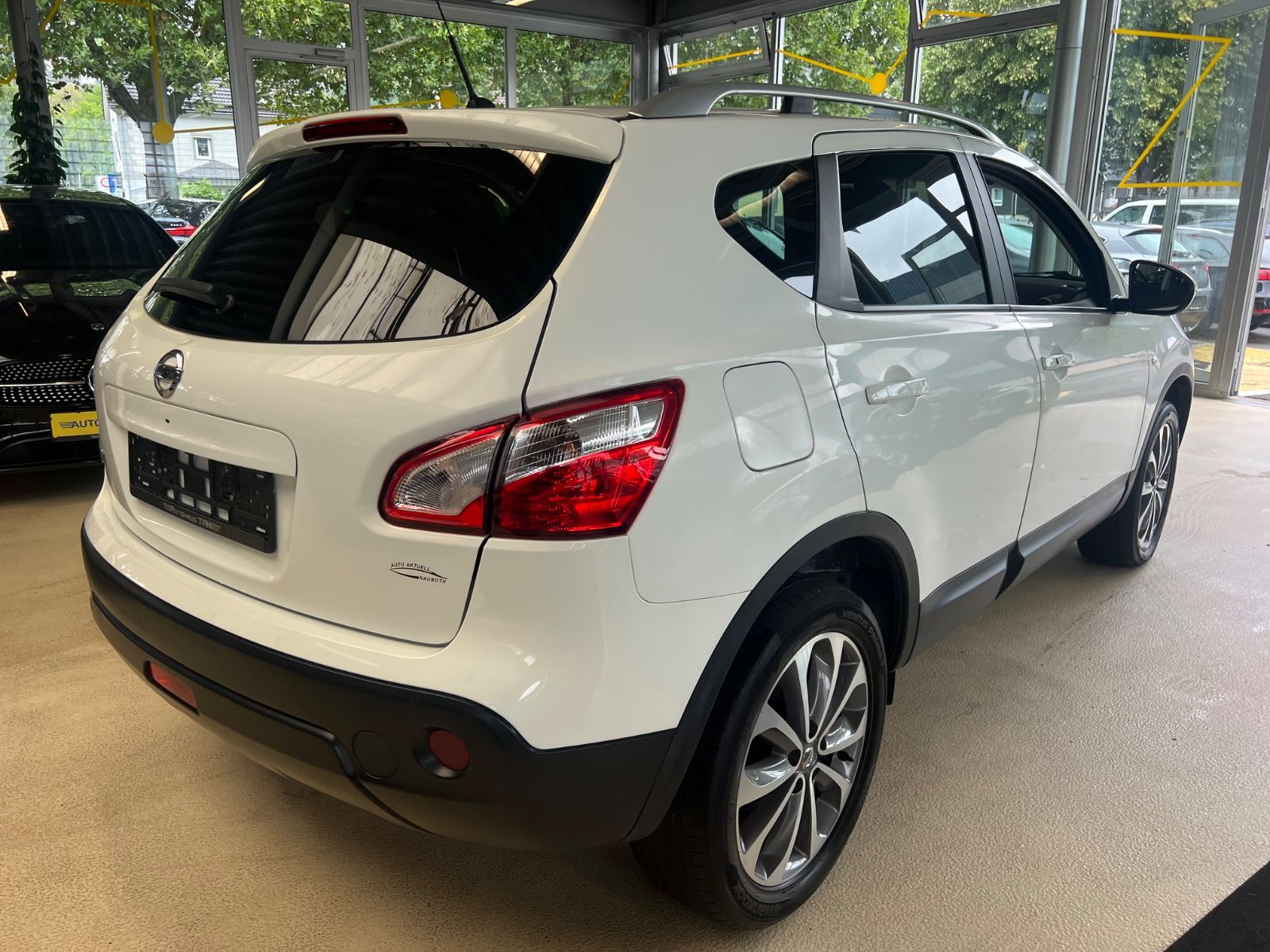 Fahrzeugabbildung Nissan Qashqai Tekna *360 KAMERA*NAVI*LEDER*BOSE*